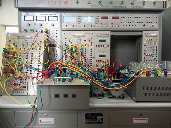 三相異步電動機有哪些電氣保護措施？
