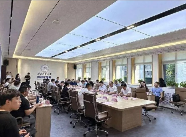 西安西瑪電機(jī)與西北工業(yè)大學(xué)開(kāi)展“雙進(jìn)”活動(dòng)，共推科技創(chuàng)新與產(chǎn)業(yè)升級(jí)
